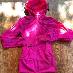 Lululemon Size 6 Full Zip Jacket Barbie Pink